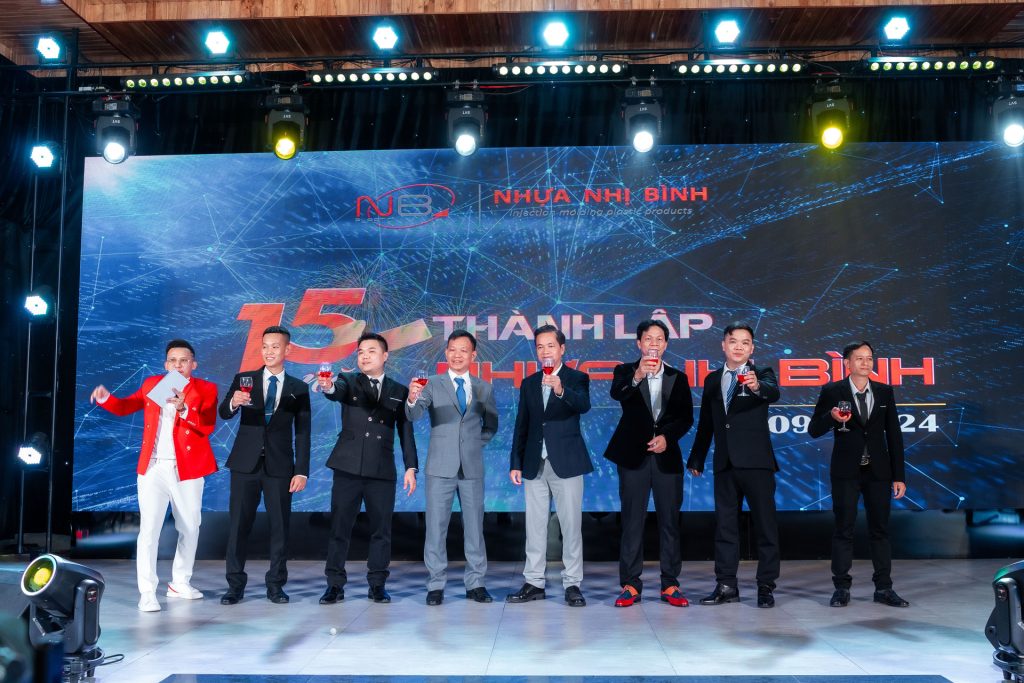 Kỷ niệm 15 năm thành lập NHỰA NHỊ BÌNH